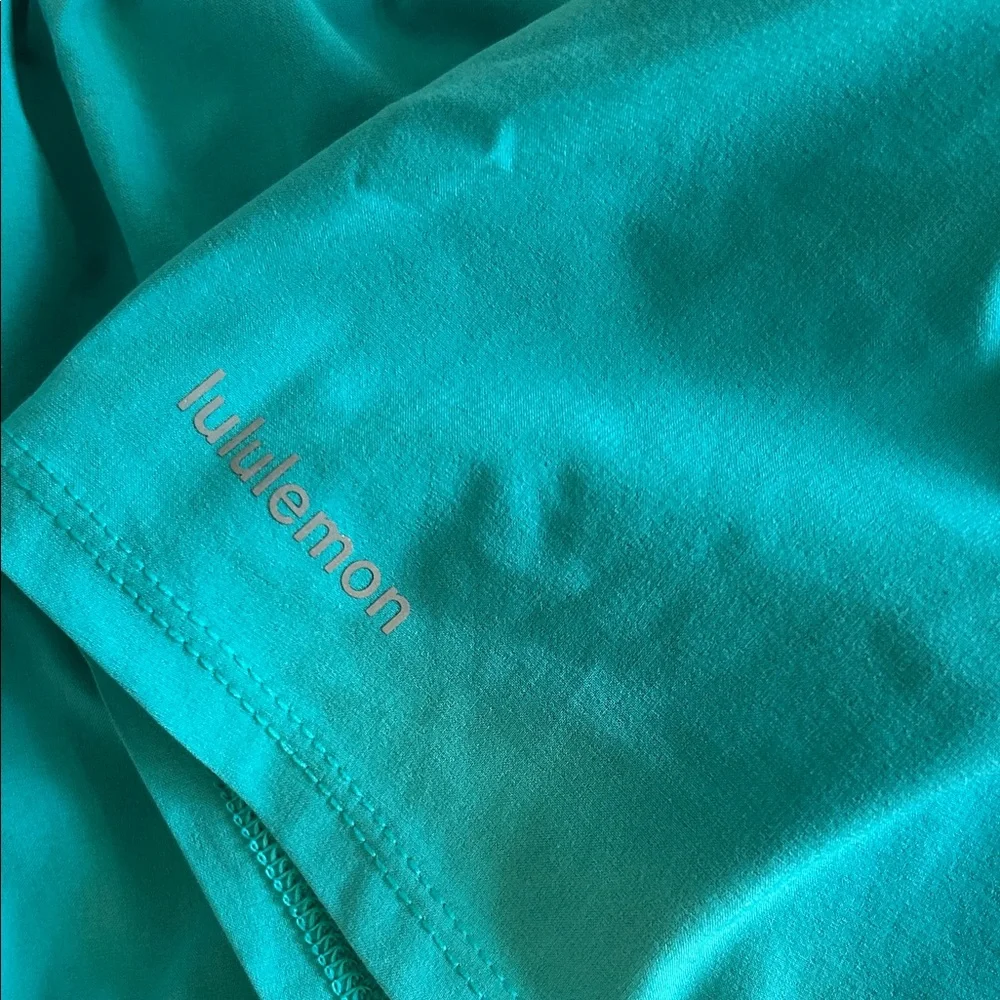 lululemon athletica Turquoise Pace Crush shorts - Picture 4 of 4